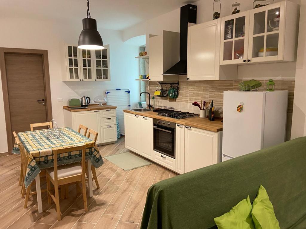 Casa Vacanze Nuanua Trieste Bagian luar foto